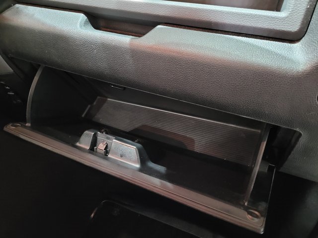 Used 2018 RAM 1500 ST w/ SXT Appearance Group image 52