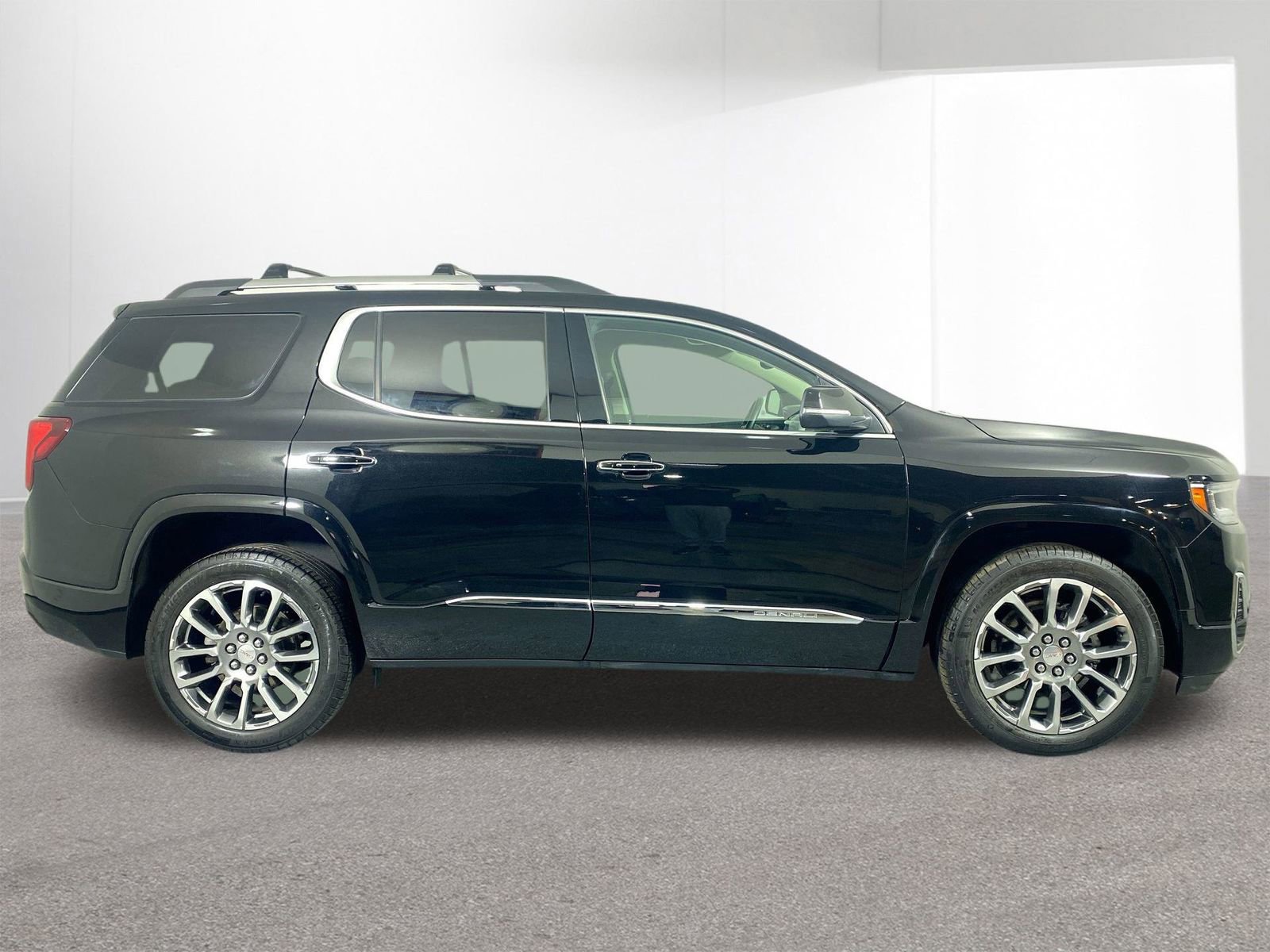 Used 2023 GMC Acadia Denali image 33