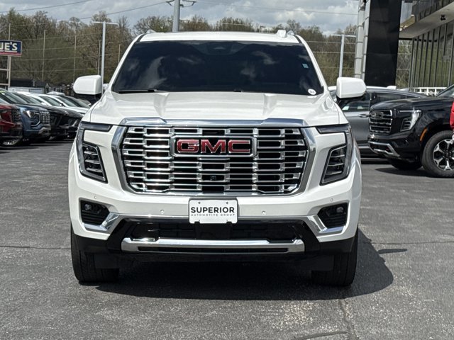 Used 2025 GMC Yukon Denali w/ Sun & Power Step Package image 15