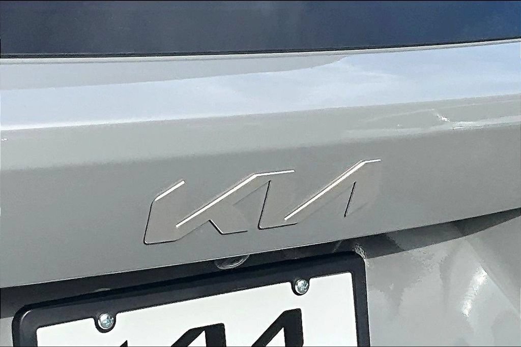 Certified 2023 Kia Sorento SX AWD/4WD image 23