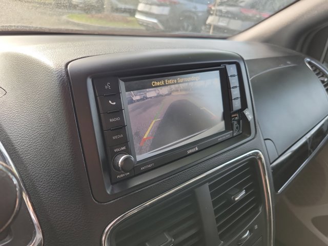 Used 2019 Dodge Grand Caravan SXT FWD image 29