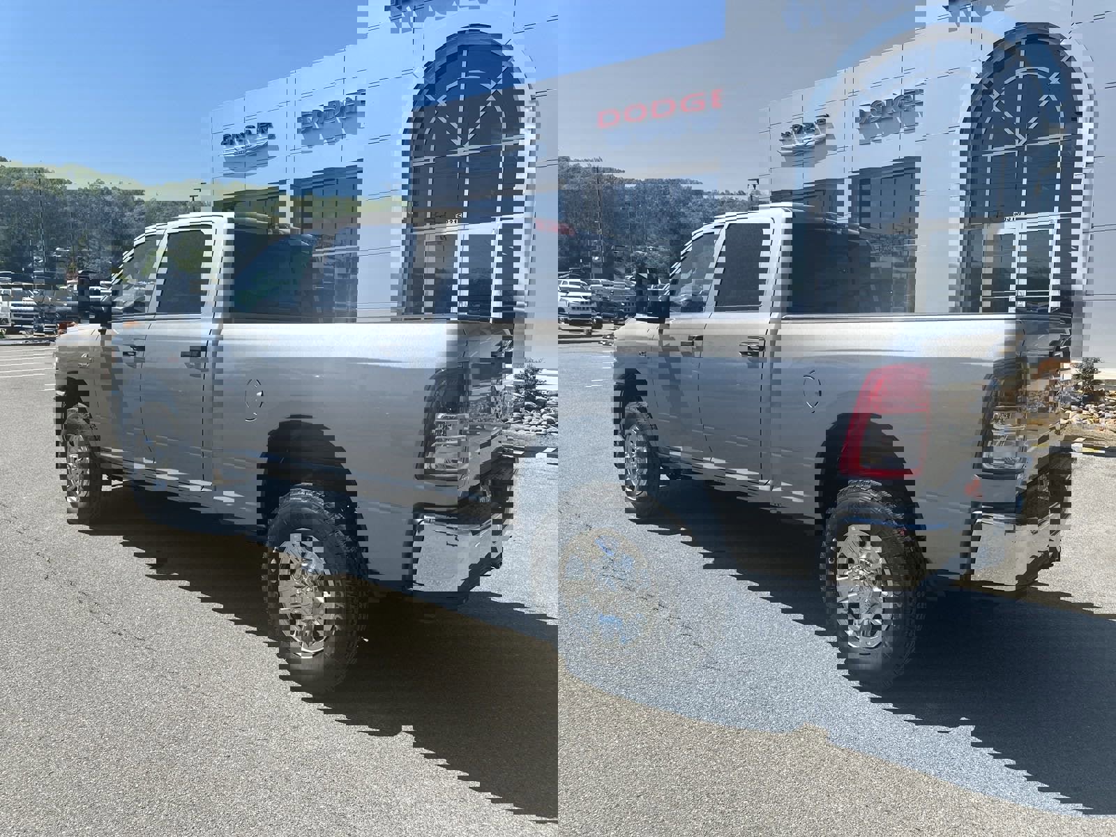 New 2024 RAM 2500 Tradesman w/ Chrome Appearance Group image 10