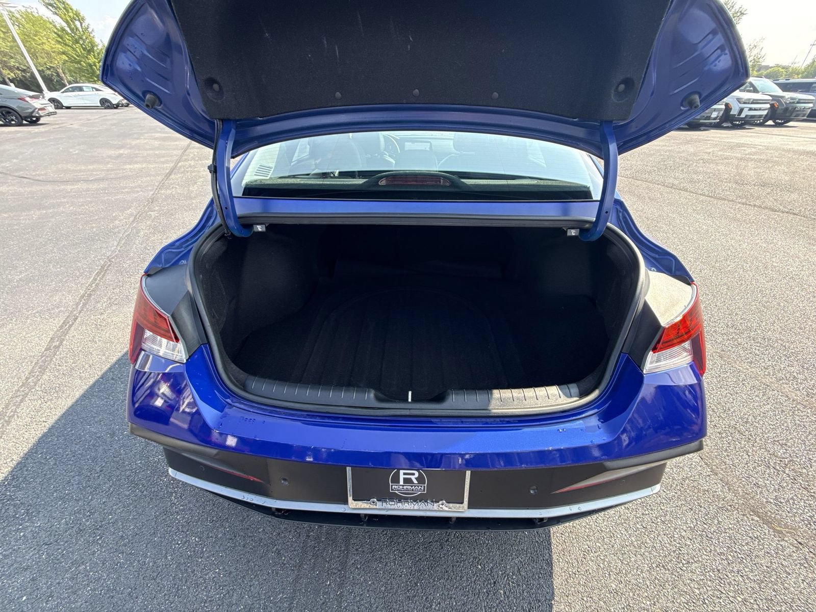 Certified 2024 Hyundai Elantra Limited FWD image 27