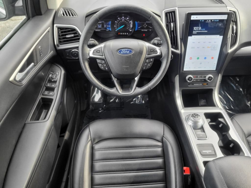 Used 2022 Ford Edge SEL w/ Convenience Package image 11