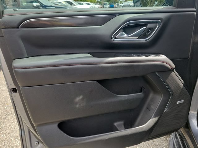 Certified 2022 Chevrolet Suburban RST w/ Luxury Package RWD image 27