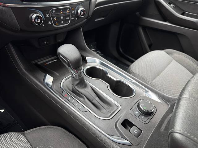 Used 2023 Chevrolet Traverse LT w/ LPO, 'HIT The Road' Package AWD/4WD image 21