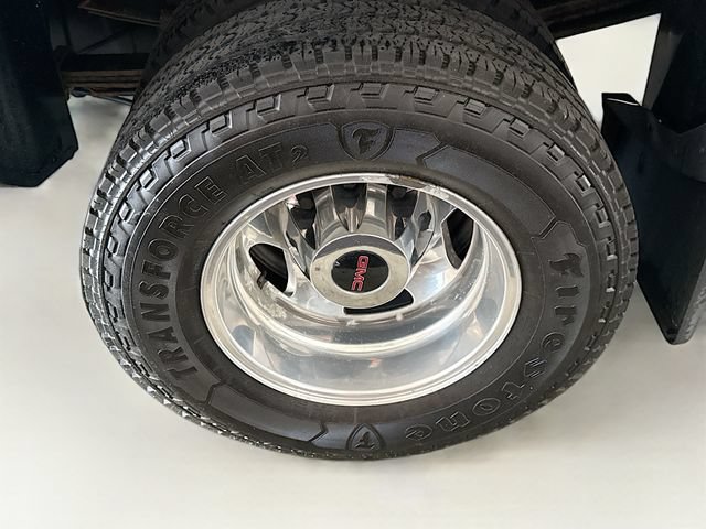 Used 2017 GMC Sierra 3500 Denali w/ Duramax Plus Package AWD/4WD image 32