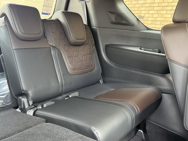 New 2026 Nissan Armada Platinum image 14