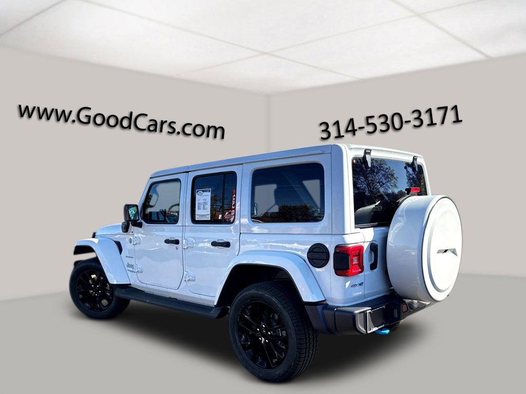 Used 2022 Jeep Wrangler Unlimited Sahara w/ Cold Weather Group image 4