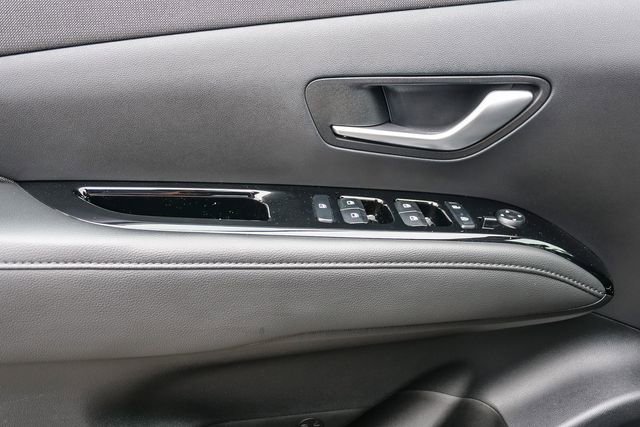 Certified 2023 Hyundai Tucson Limited AWD/4WD image 23