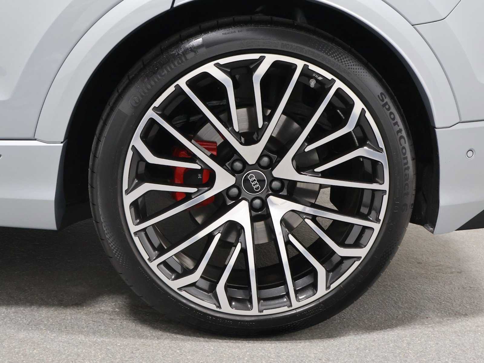 Used 2024 Audi SQ8 Prestige AWD/4WD image 37