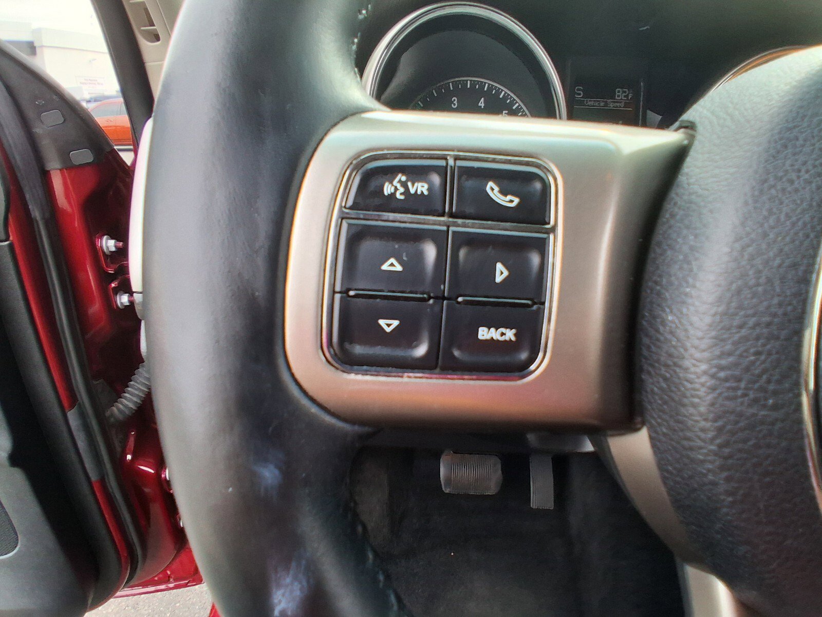 Used 2013 Jeep Grand Cherokee Laredo image 14