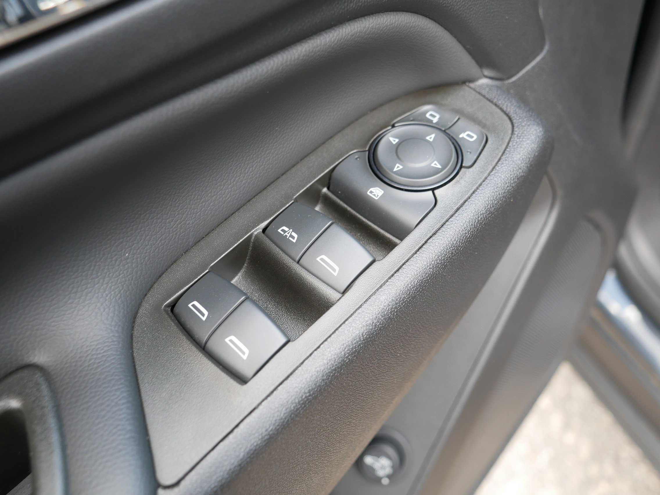 Used 2023 Chevrolet Equinox LT AWD/4WD image 19