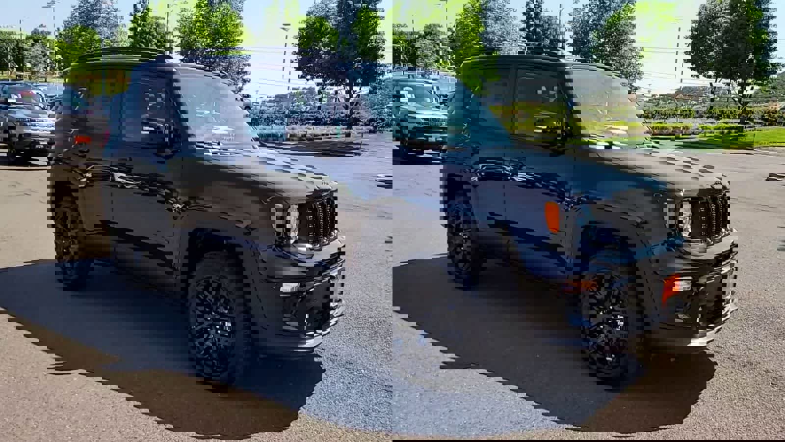 Used 2023 Jeep Renegade Altitude w/ Convenience Group I AWD/4WD image 2