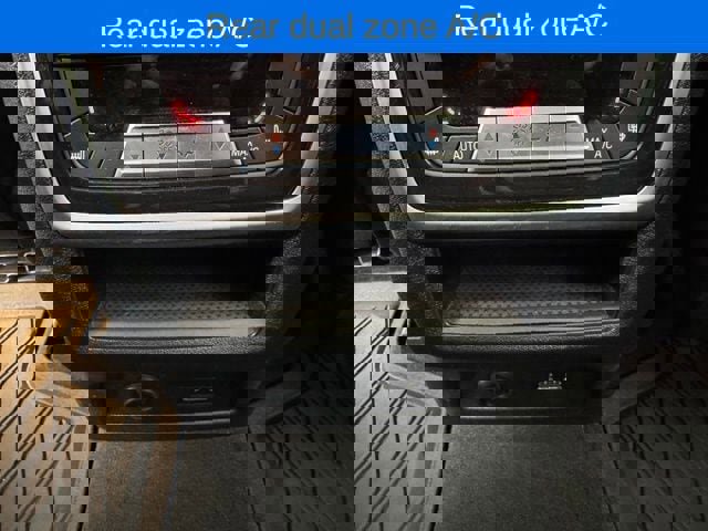 Used 2023 BMW X7 xDrive40i w/ Premium Package image 22