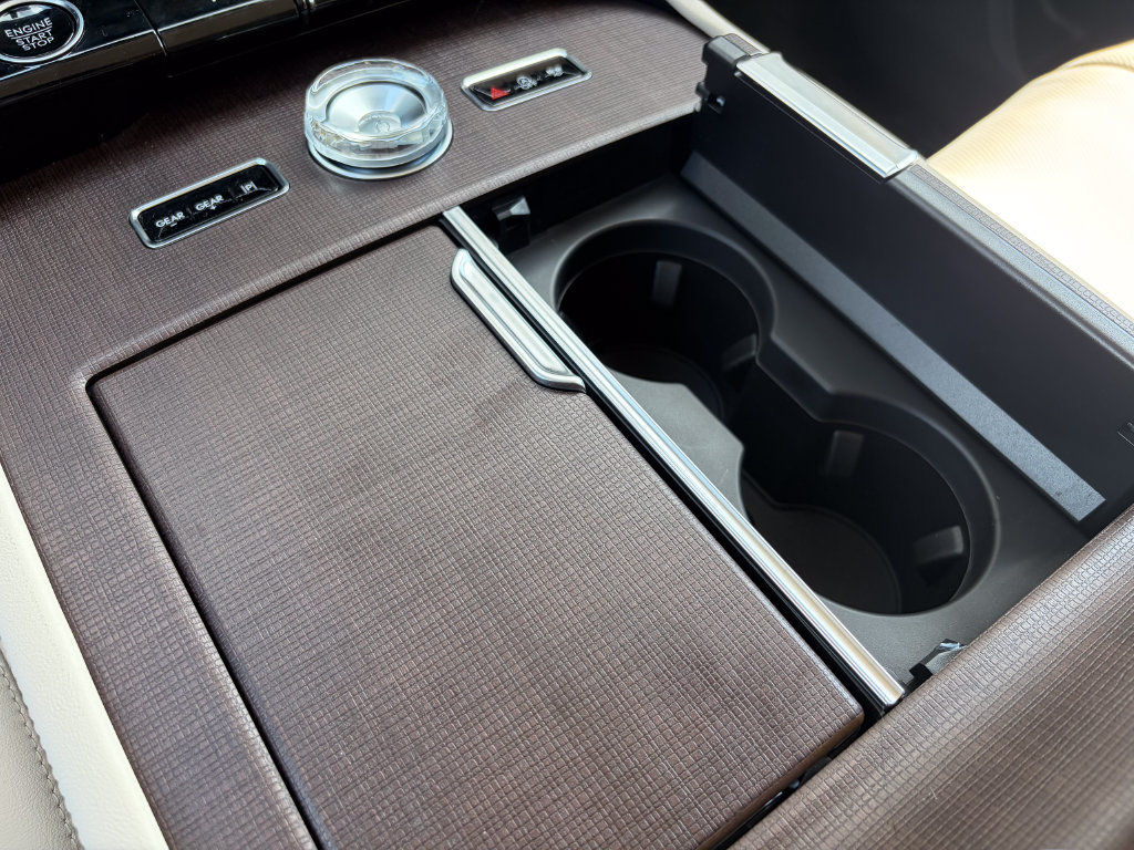 New 2027 Lincoln Navigator Premiere AWD/4WD image 47