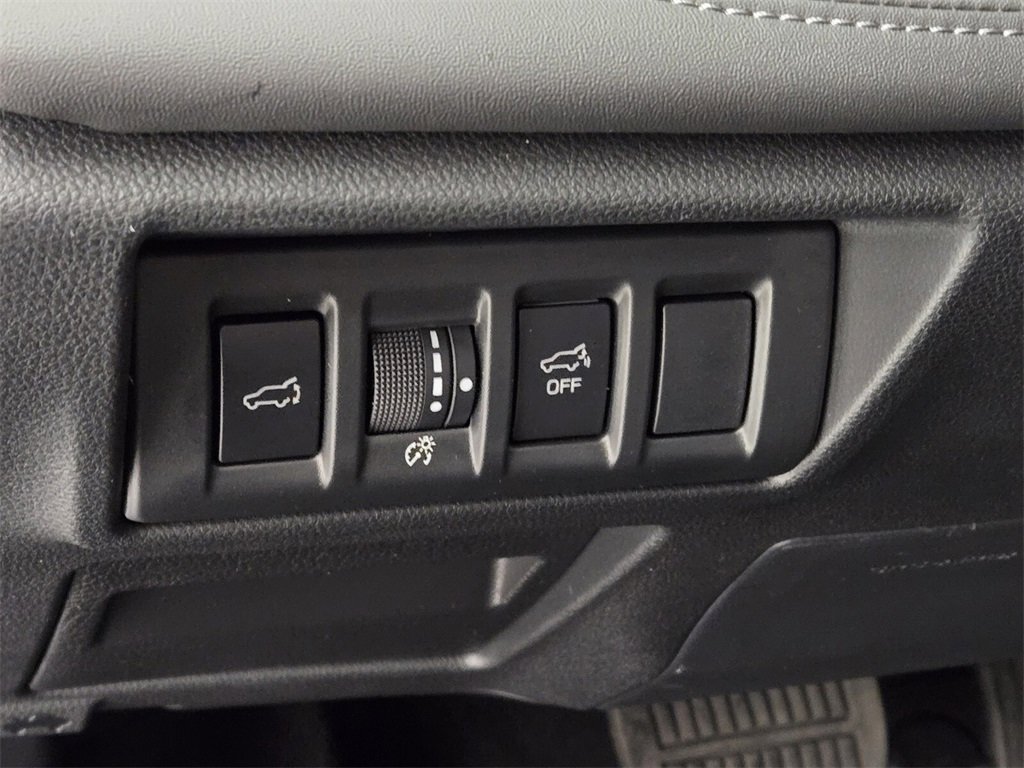 Certified 2025 Subaru Outback Touring w/ Popular Package #2 image 26