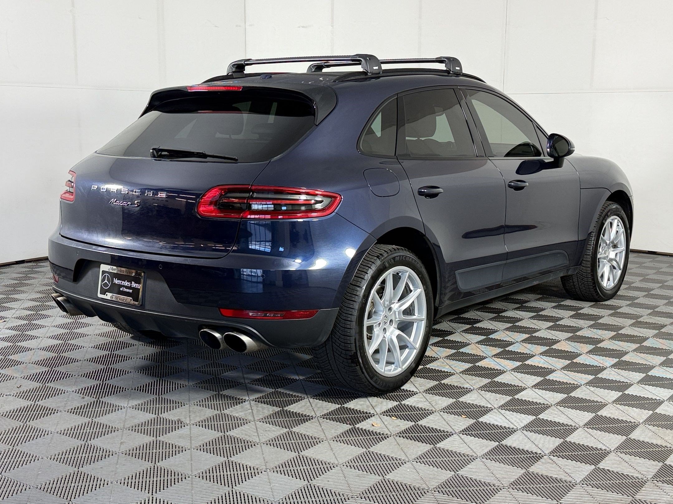 Used 2017 Porsche Macan S AWD/4WD image 9