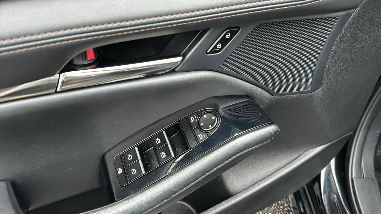 Certified 2023 MAZDA MAZDA3 s image 12