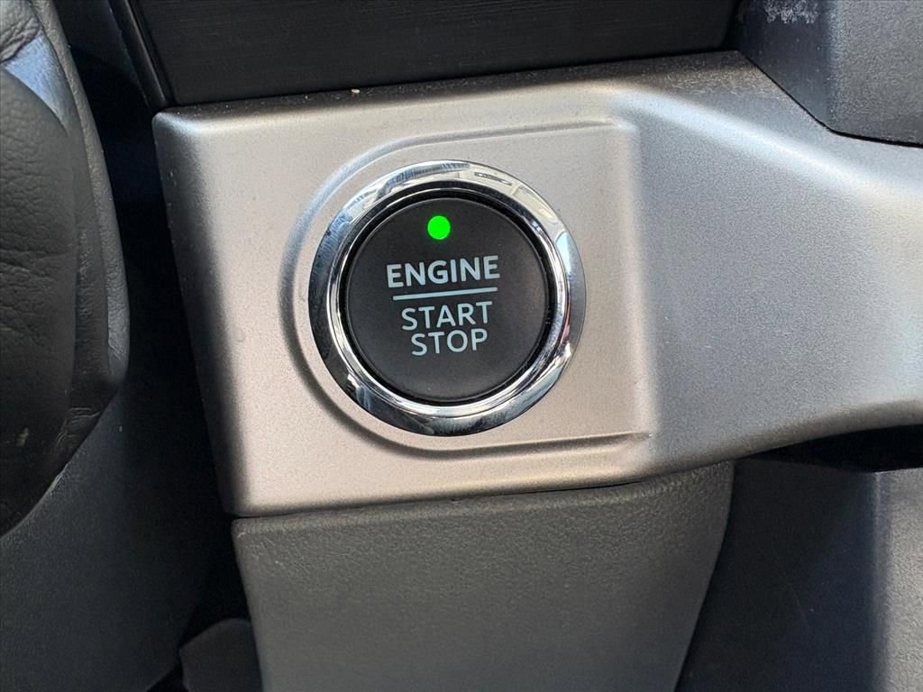 Used 2022 Ford F150 XLT w/ Equipment Group 302A High image 13