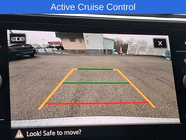 Used 2021 Volkswagen Tiguan SE image 22