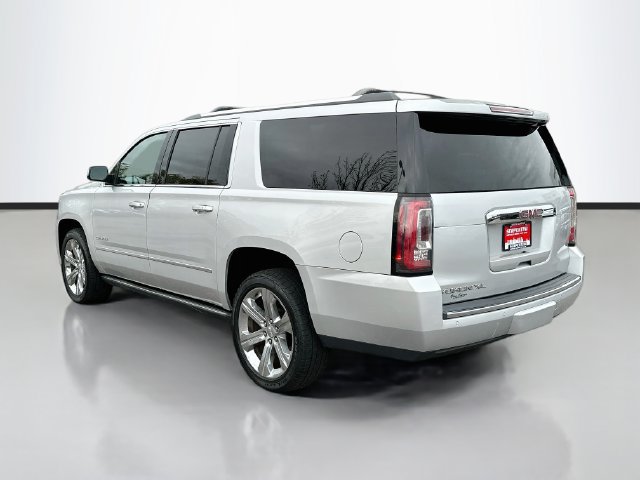 Used 2019 GMC Yukon XL Denali w/ Denali Ultimate Package AWD/4WD image 7