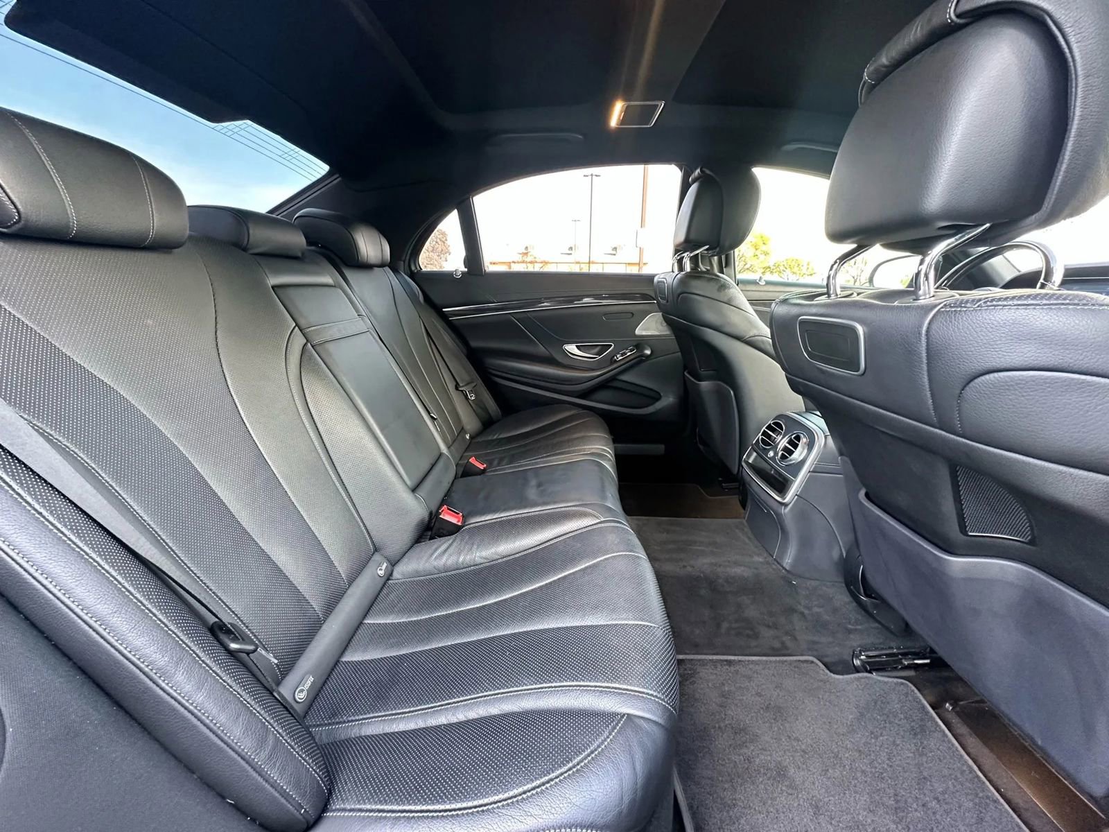 Used 2018 Mercedes-Benz S 450 Sedan image 15