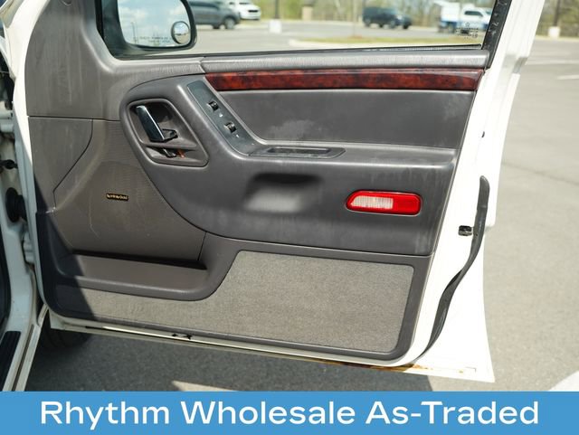 Used 2001 Jeep Grand Cherokee Limited image 18