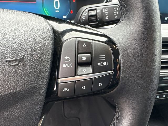 Used 2025 Ford Escape Platinum image 24