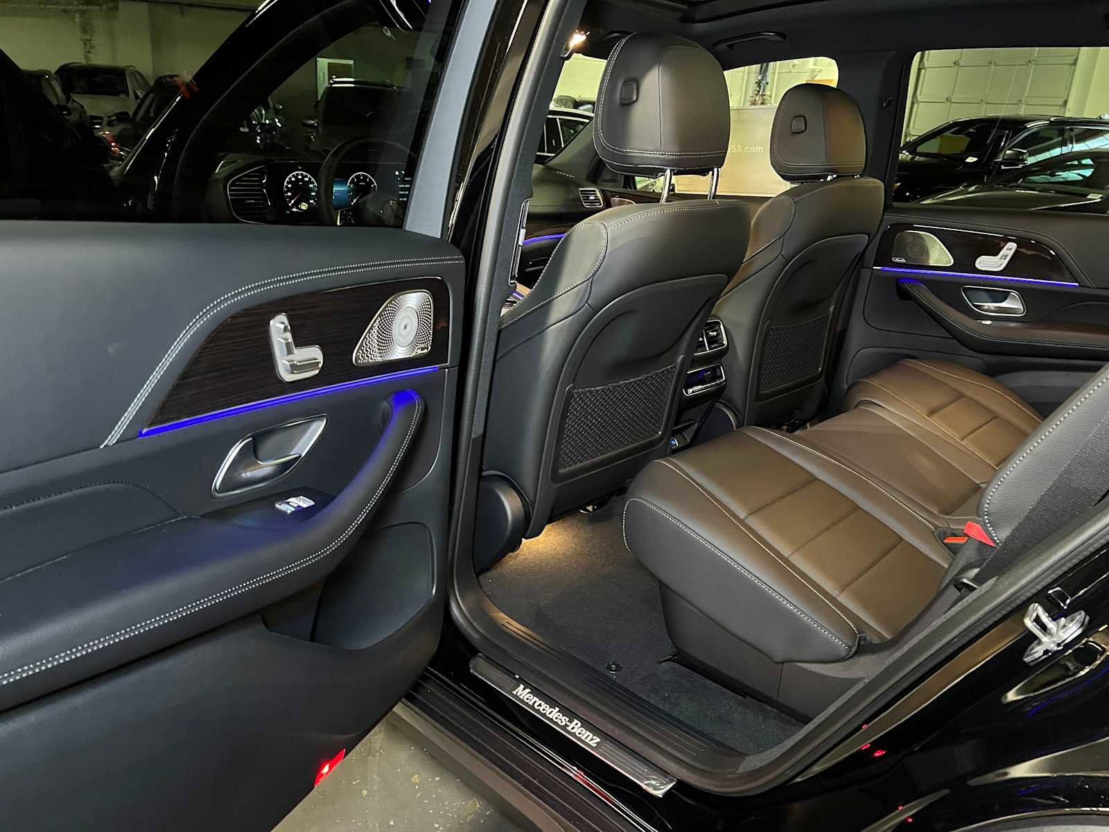 New 2026 Mercedes-Benz GLS 450 4MATIC image 19
