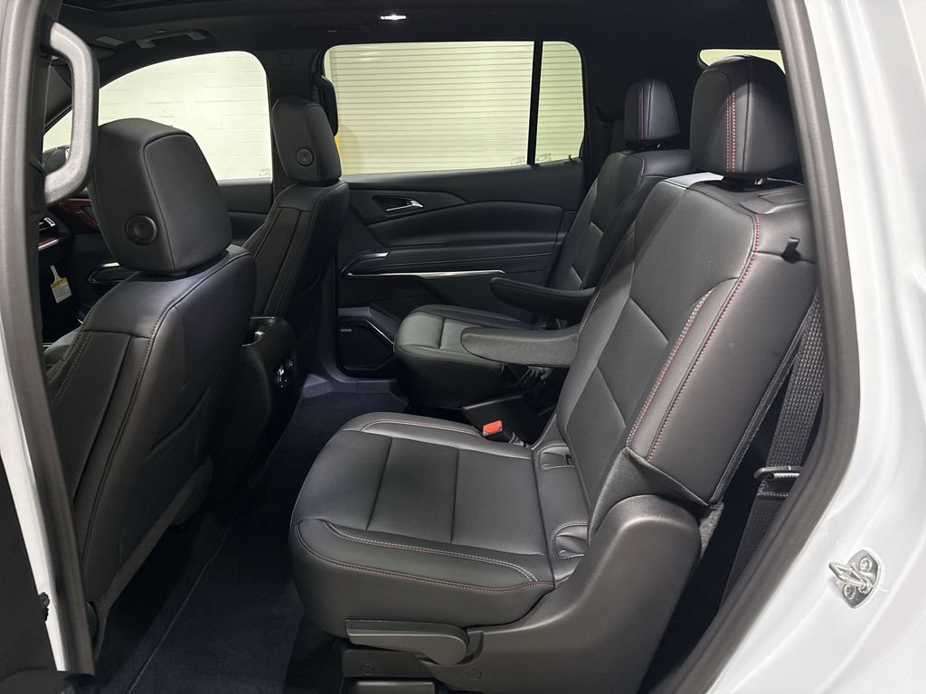 New 2026 Chevrolet Traverse Z71 w/ Enhanced Driving Package AWD/4WD image 24