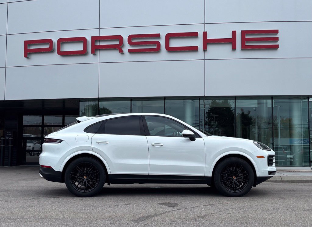Certified 2026 Porsche Cayenne Coupe AWD/4WD image 17