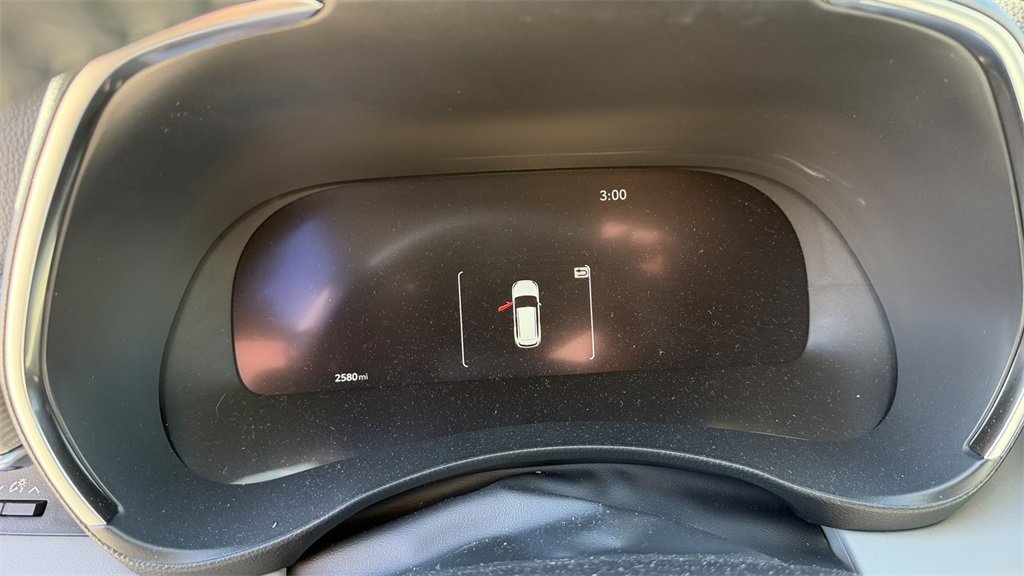 Used 2025 Toyota Highlander Platinum image 12