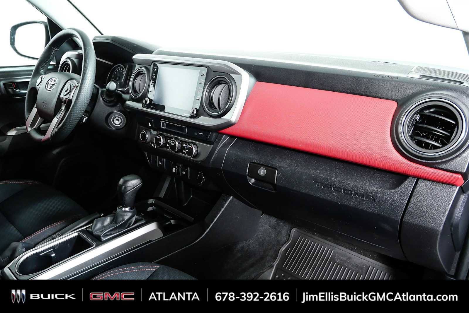 Used 2022 Toyota Tacoma SR5 AWD/4WD image 21