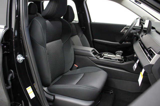 New 2026 Mitsubishi Outlander ES image 17