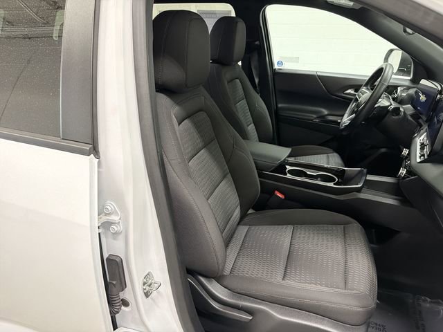 Certified 2025 Chevrolet Equinox LT FWD image 18