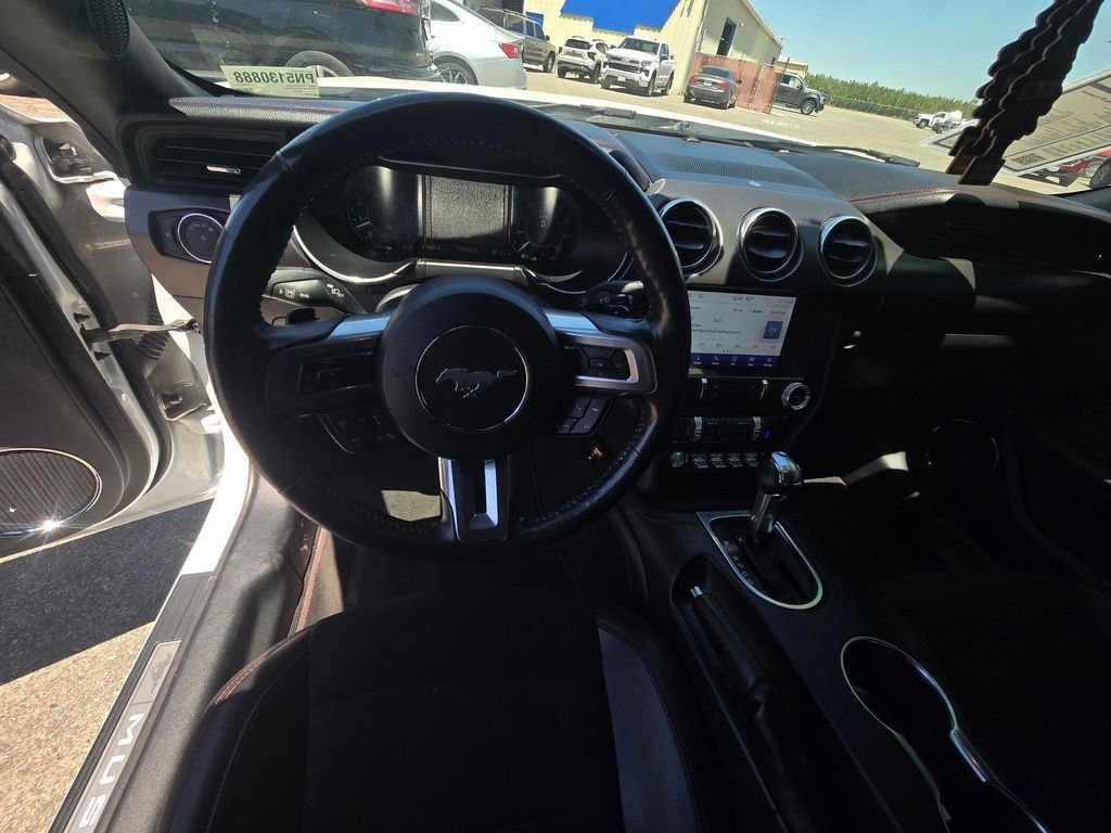 Used 2022 Ford Mustang GT Premium w/ Equipment Group 401A RWD image 7