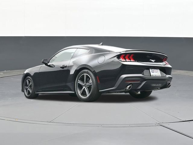 Used 2025 Ford Mustang Premium image 23