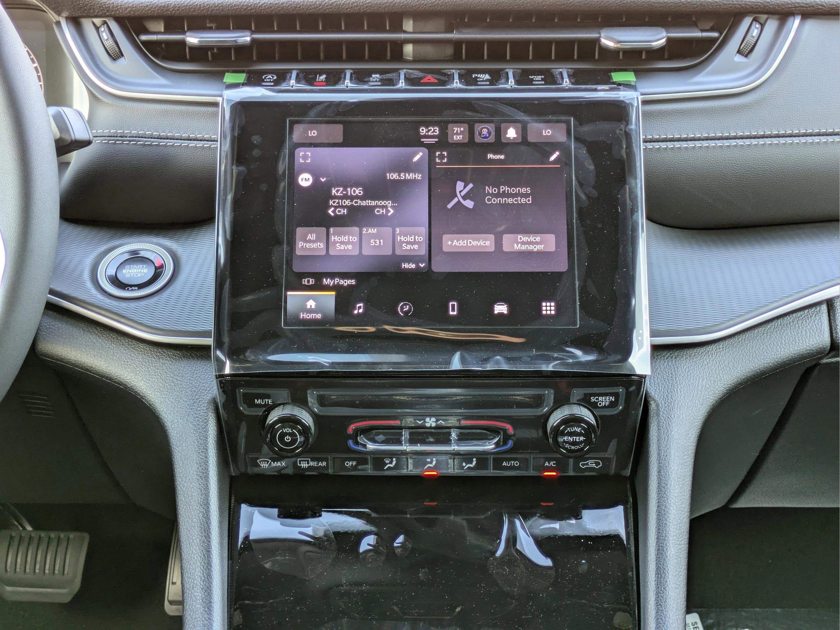 New 2025 Jeep Grand Cherokee L Laredo image 19