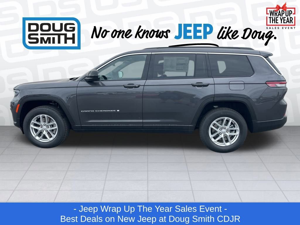 New 2025 Jeep Grand Cherokee L Laredo w/ Trailer Tow Package image 3
