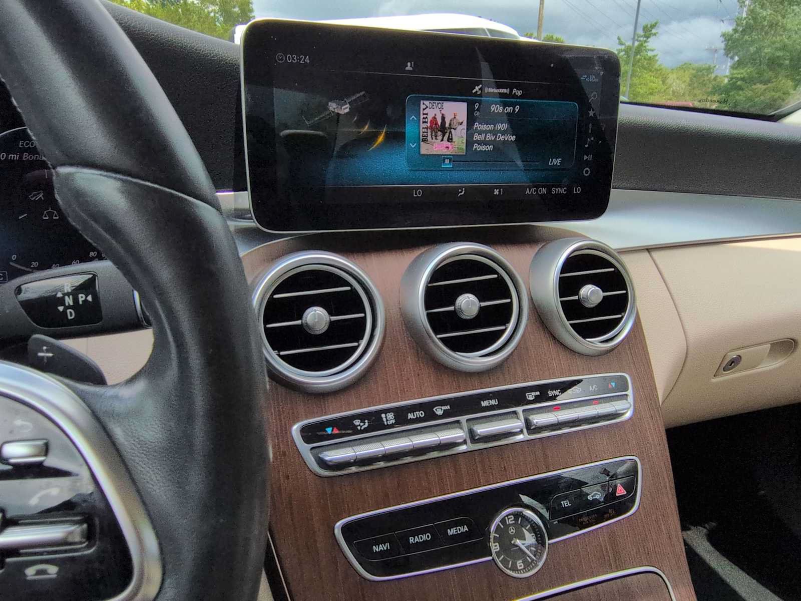 Used 2021 Mercedes-Benz C 300 4MATIC Sedan image 30