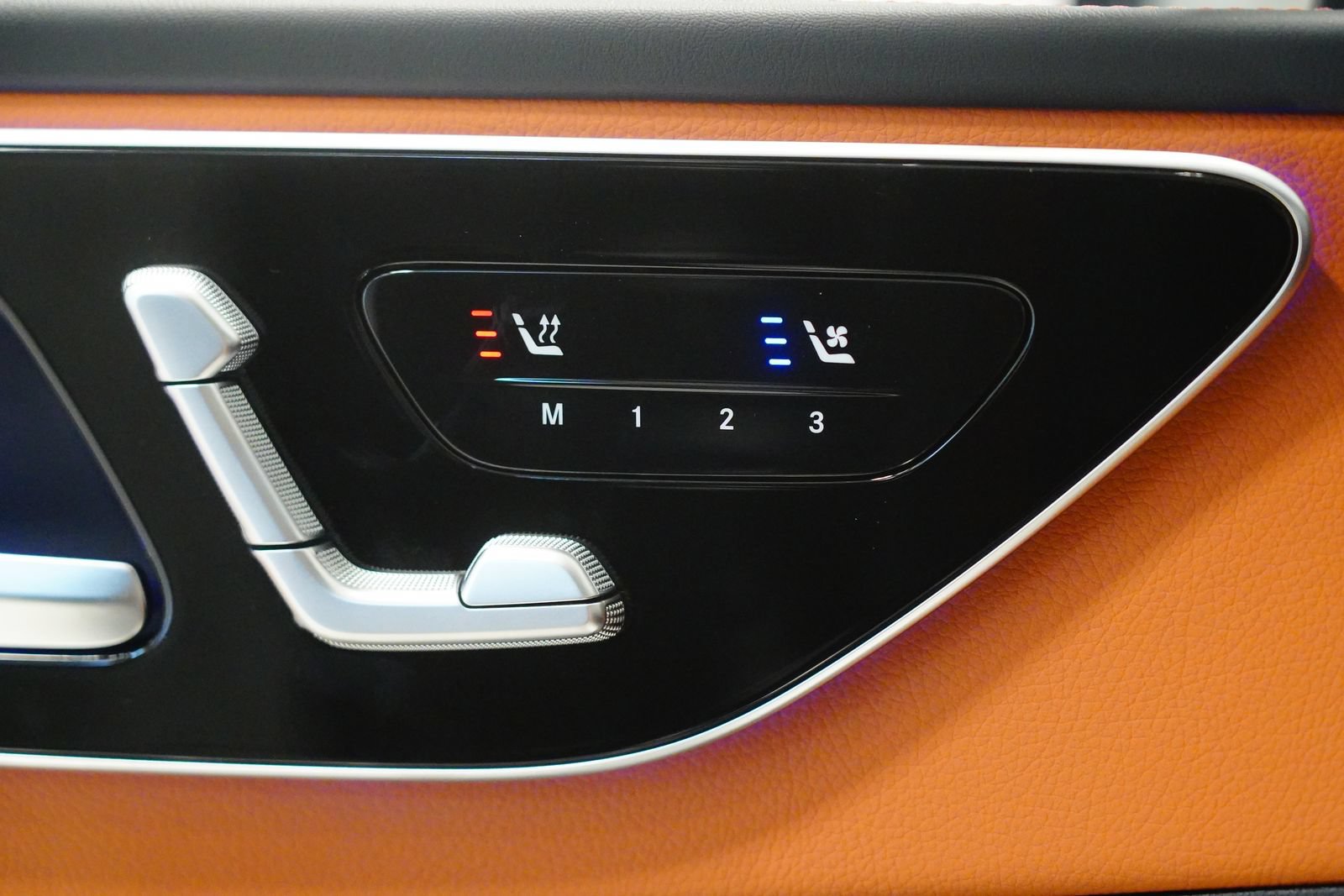 New 2026 Mercedes-Benz C 300 4MATIC Sedan image 29