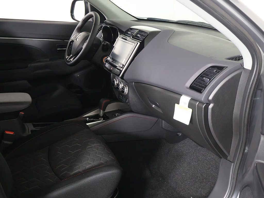 New 2027 Mitsubishi Outlander Sport LE AWD/4WD image 20