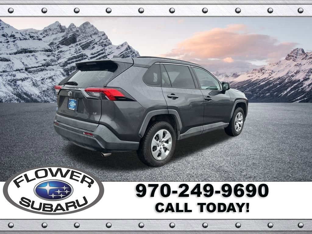 Used 2019 Toyota RAV4 LE image 7