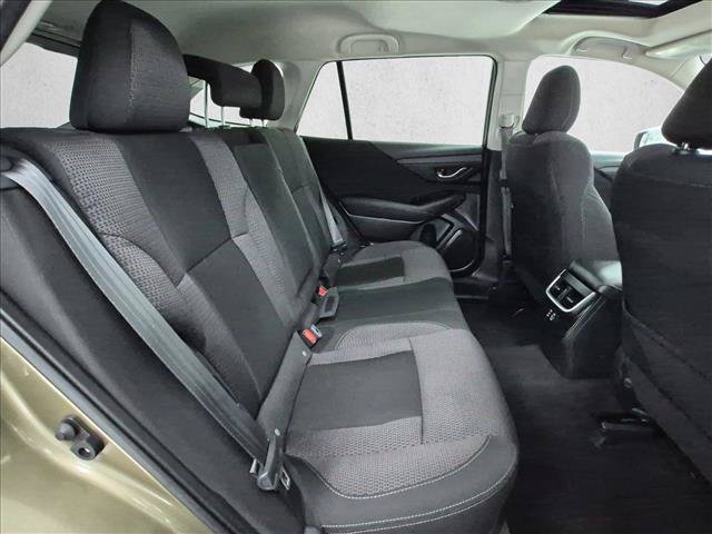 Used 2024 Subaru Outback Premium AWD/4WD image 24