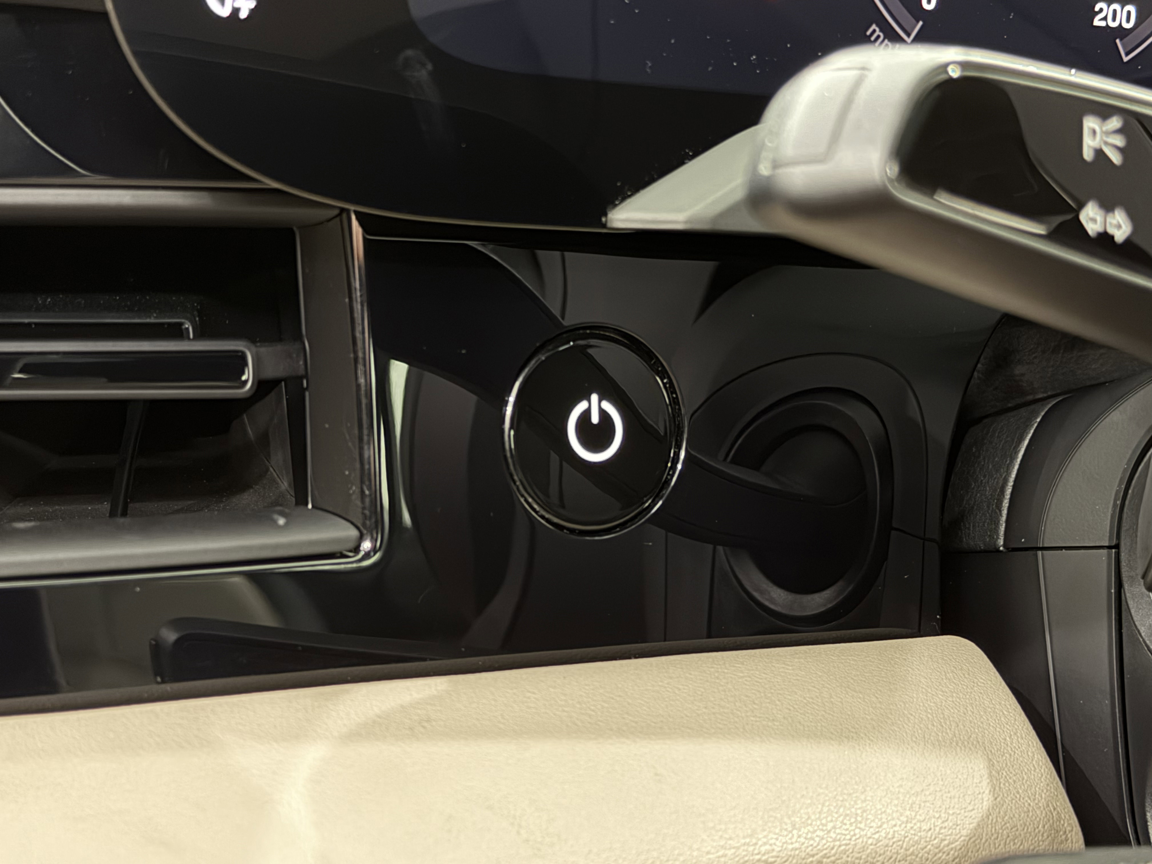 Used 2021 Porsche Taycan 4S image 49