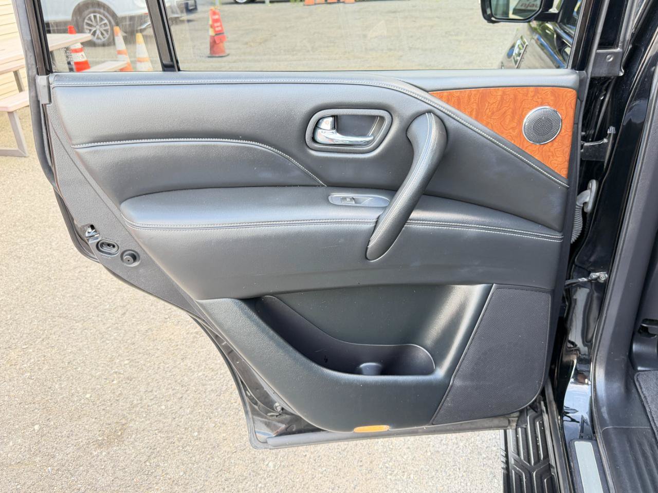 Used 2018 INFINITI QX80 4WD image 35
