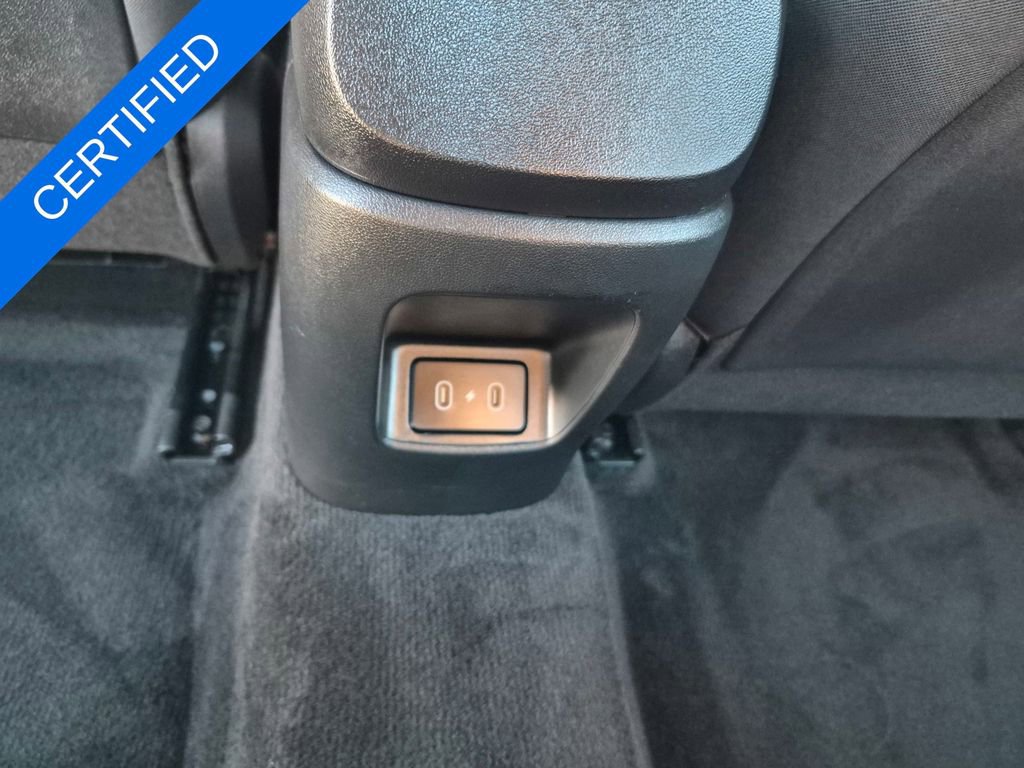 Used 2025 Hyundai Elantra SE image 22