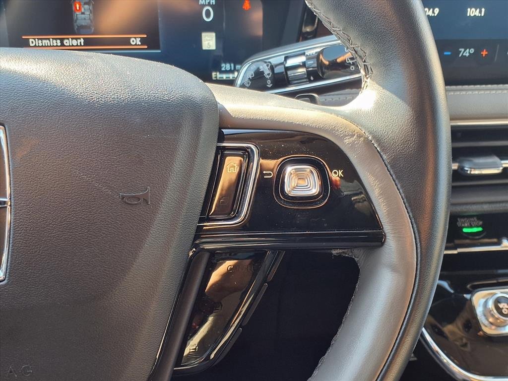 Certified 2023 Lincoln Corsair Reserve w/ Jet Appearance Package image 17