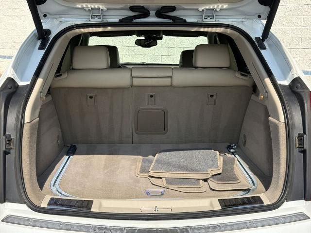Used 2016 Cadillac SRX Luxury w/ Driver Awareness Package FWD image 18